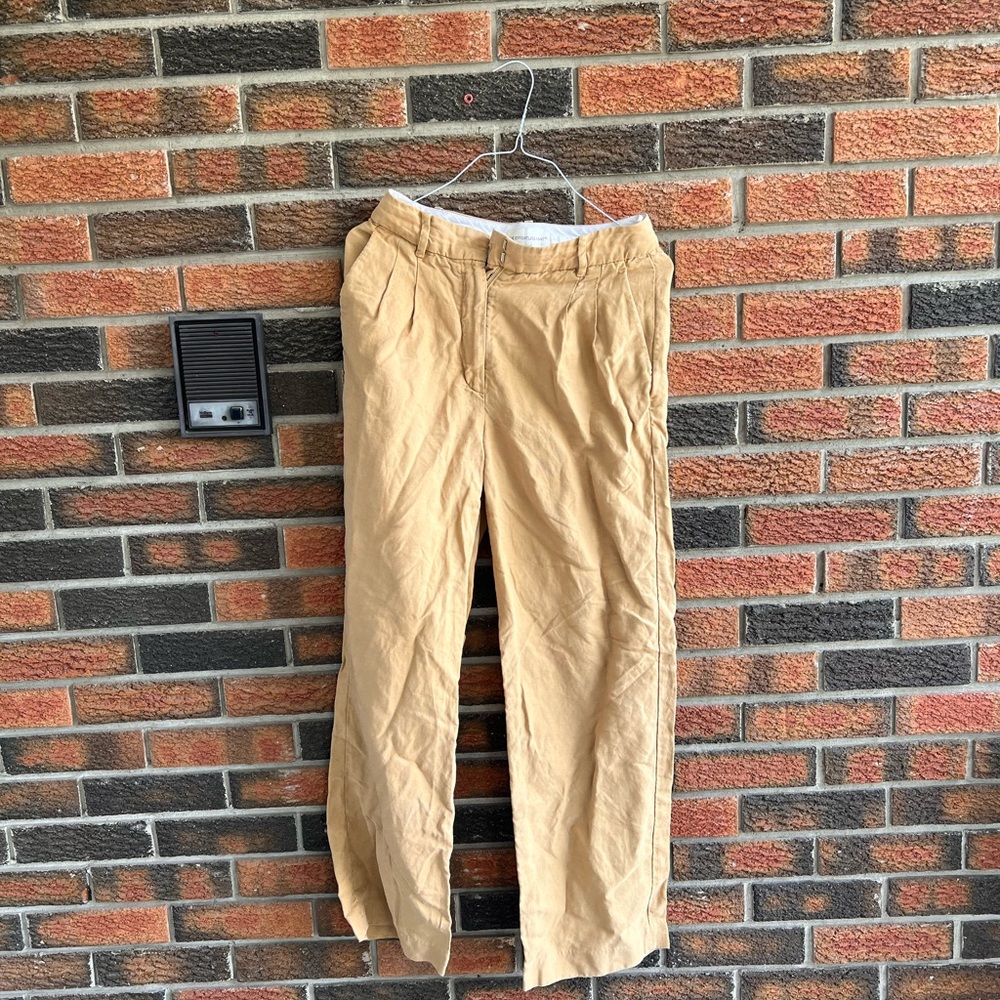 Aritzia Effortless Pants